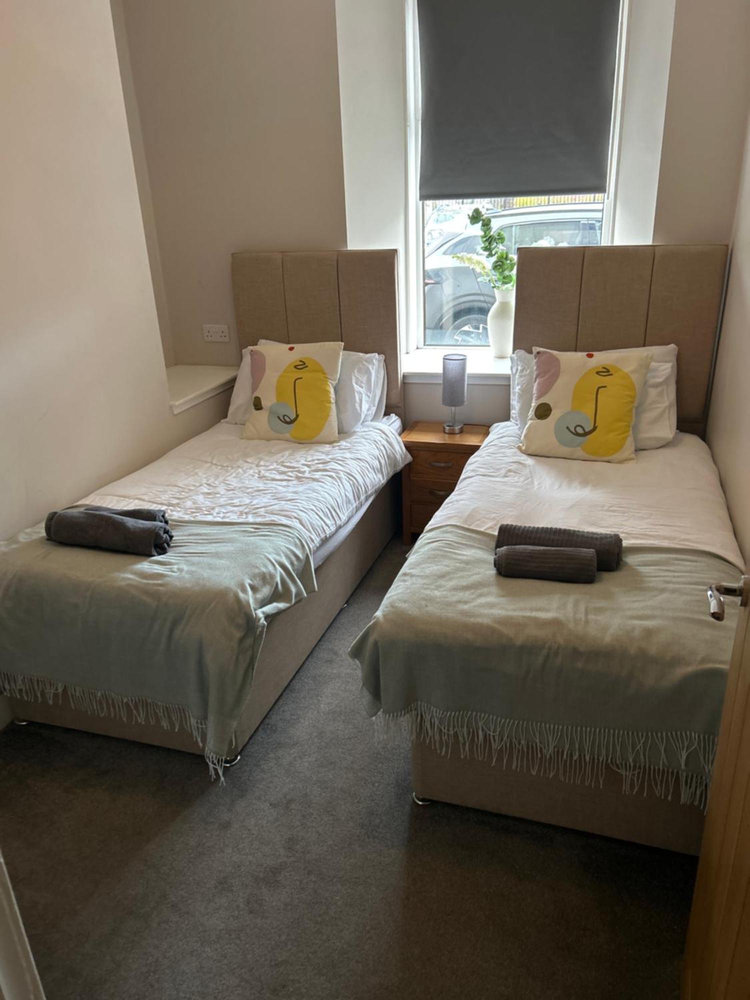 Cosy James Street Park 2 Bedroom, Ground Floor Apartment, Garden Хеленсборо Экстерьер фото